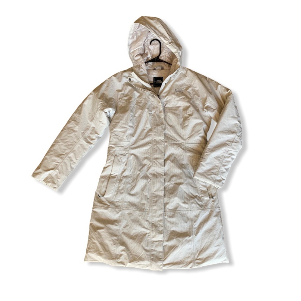 The North Face Ivory Parka Coat . Size Large